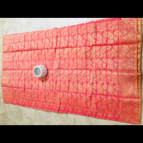 Saree - Picture 3 of 3